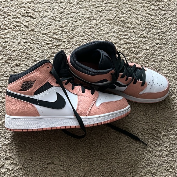 Jordan Shoes - Jordan 1’s “Pink quartz”